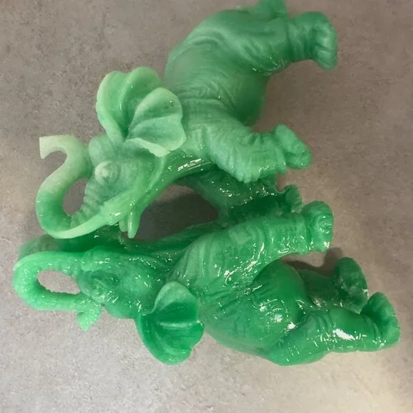 Green Soapstone Elephant Figurine Duo - Dancing Elephants Sculpture - 4 Inches T - Picture 10 of 10